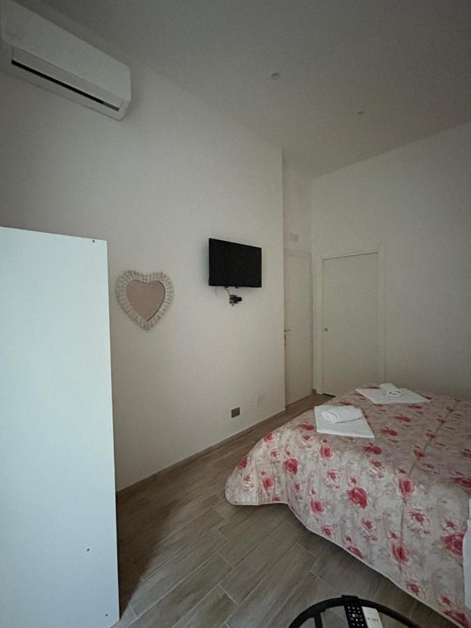 Savastano House Duomo Hotel Naples Exterior photo